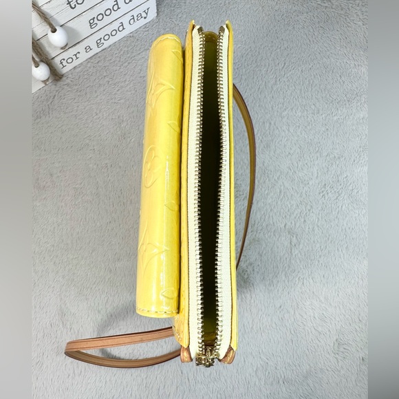 Louis Vuitton Mott Bag - Picture 7 of 16